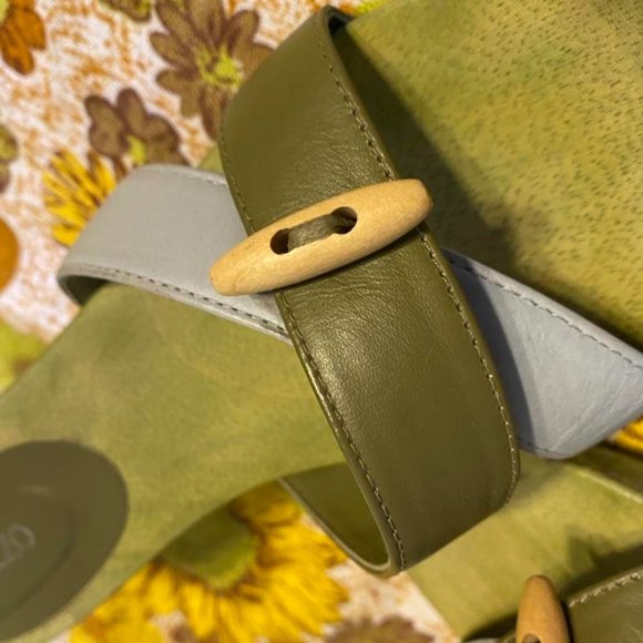 Funky and Unique Y2K Wooden Sandals with Kitten Heel by Pazzo - Picture 2 of 4